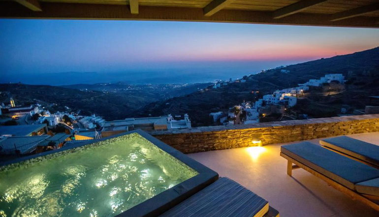 4* Aeolis Tinos Suites